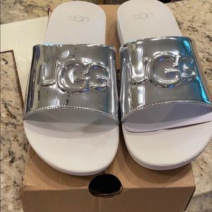 Girls sz 5 silver UGG slides